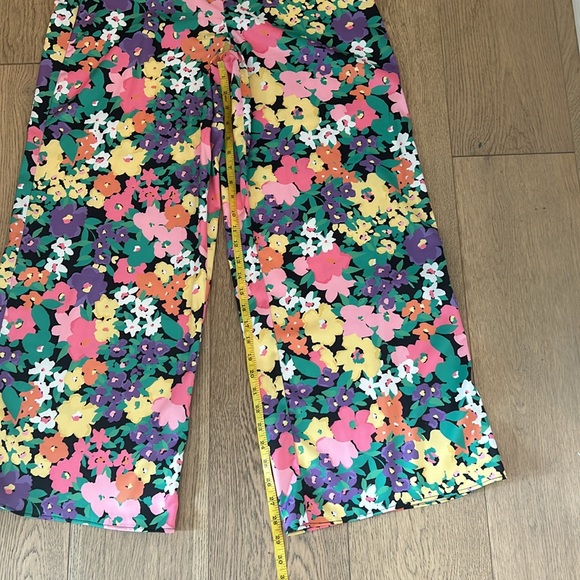 Floral AFRM wide leg pants. - Picture 5 of 7